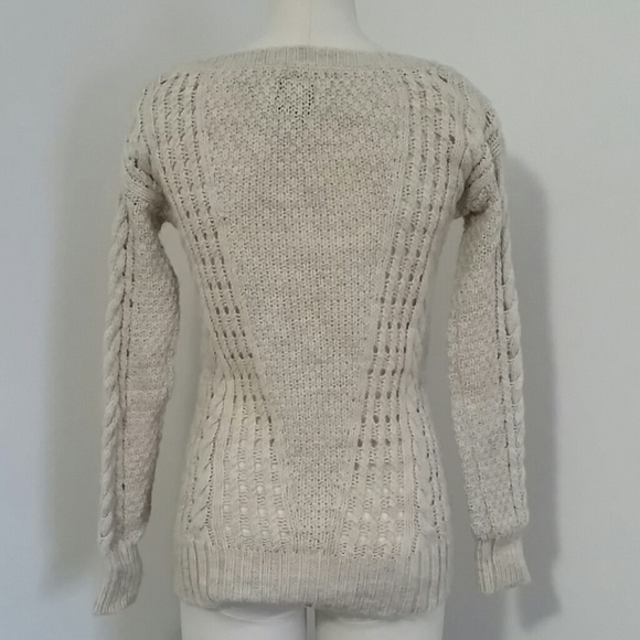 American Eagle Cable knit Sweater - Picture 2 of 5